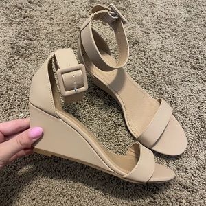 nude wedge heel